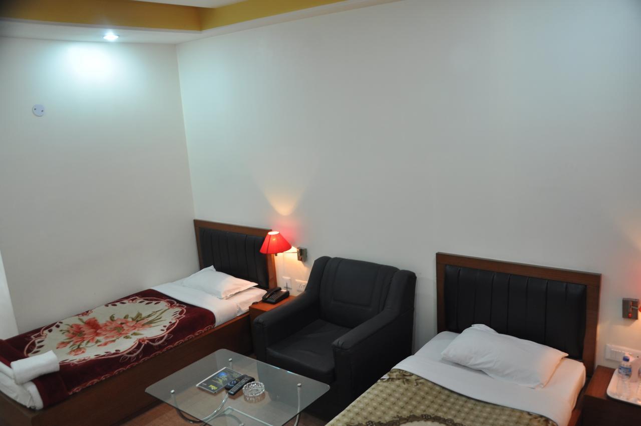 Hotel Dooars Mountain Alipur Duar Extérieur photo
