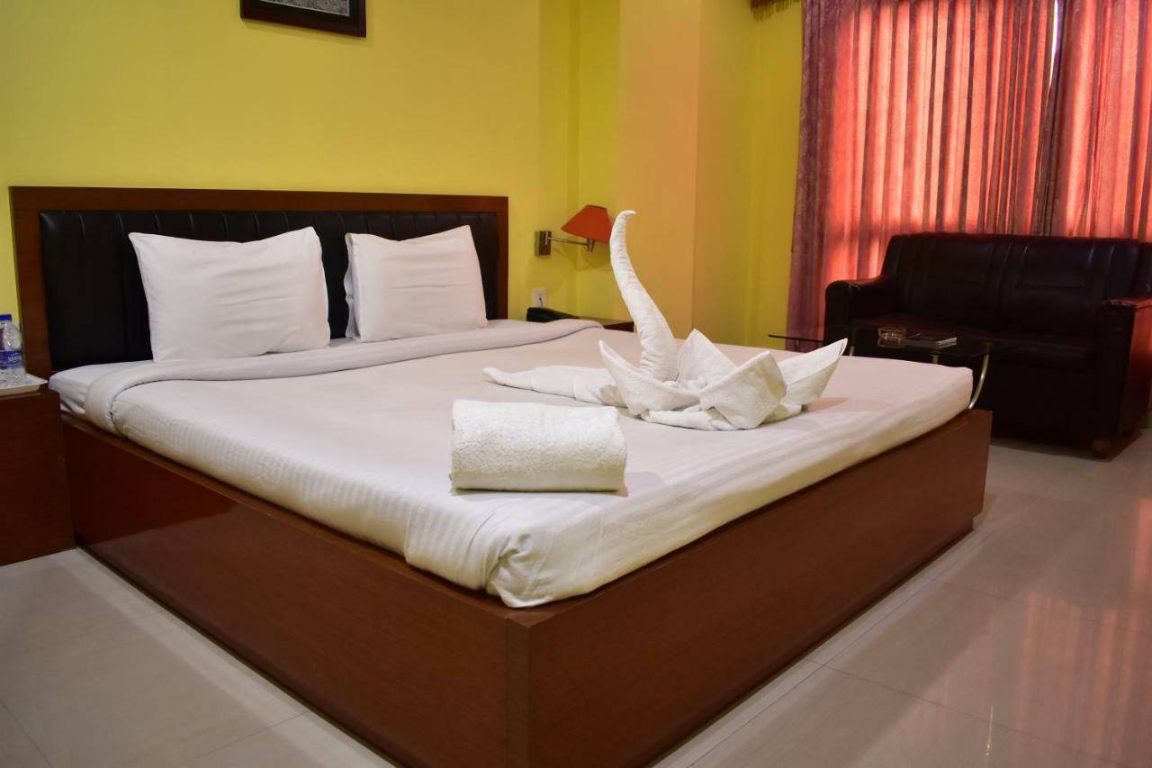 Hotel Dooars Mountain Alipur Duar Extérieur photo