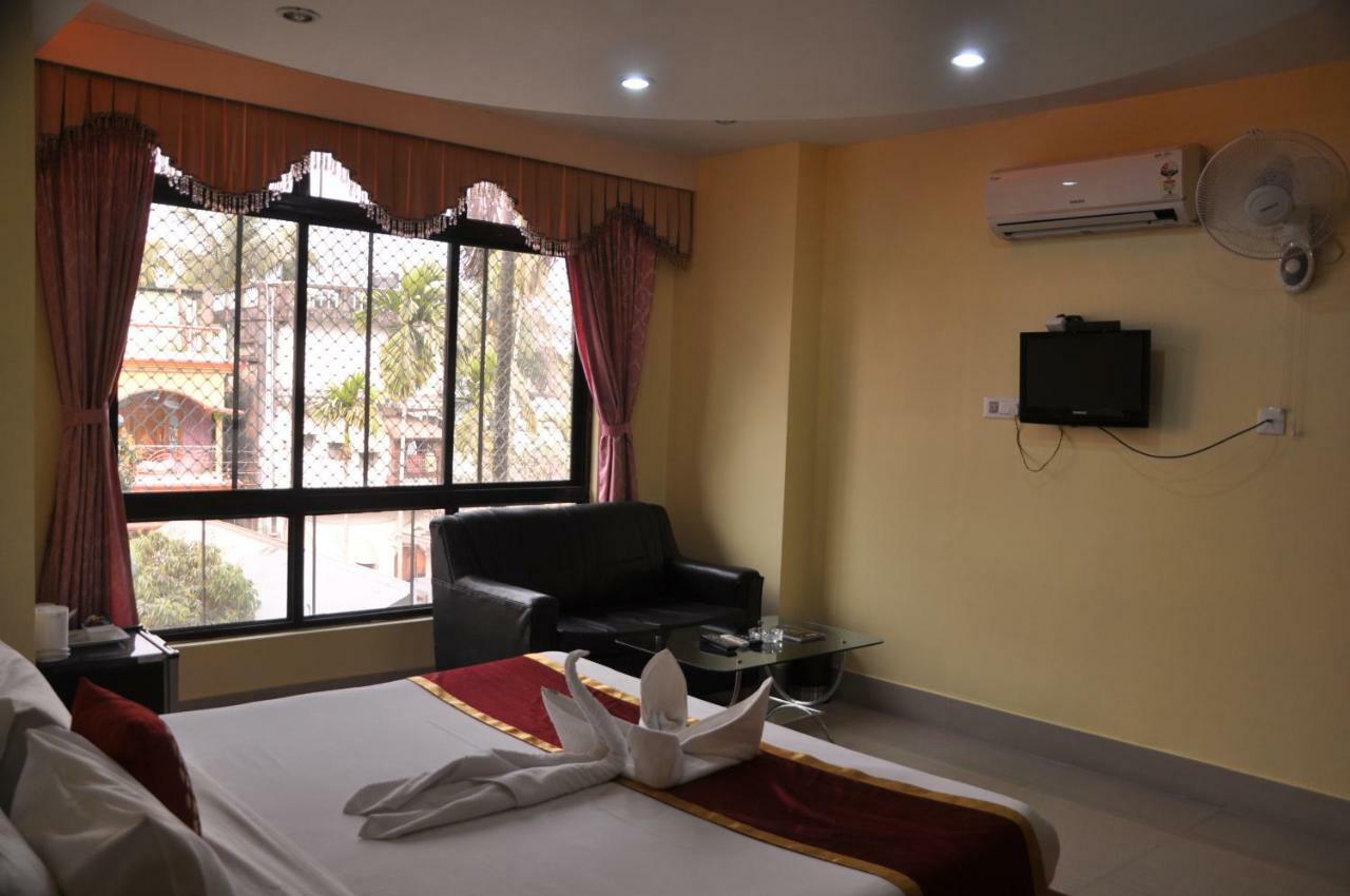 Hotel Dooars Mountain Alipur Duar Extérieur photo